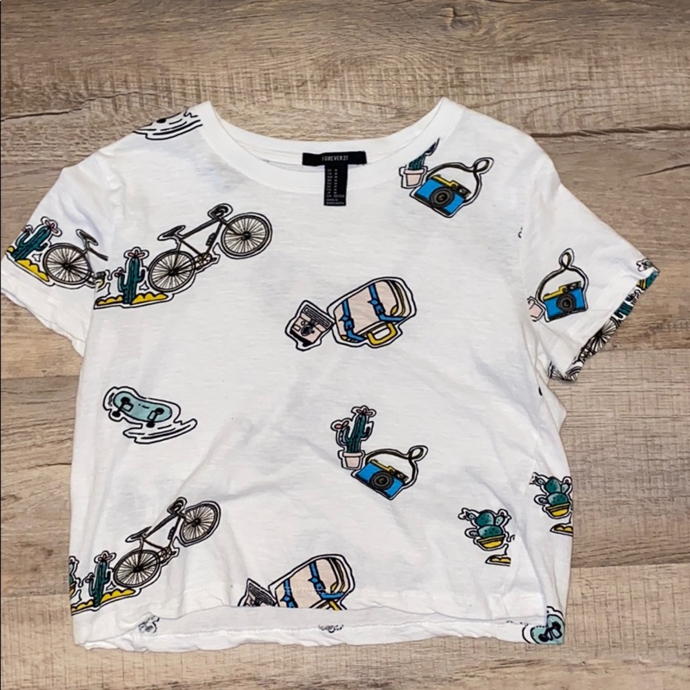 US Medium Forever 21 cropped tee shirt